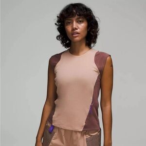 New Lululemon Athletica Woman’s' Cap Sleeve Hiking Tank Size 2 Hidden Pocket‎